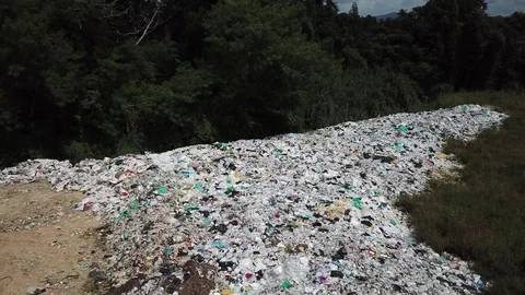 Plastic pollution problem 스톡 동영상 81394054