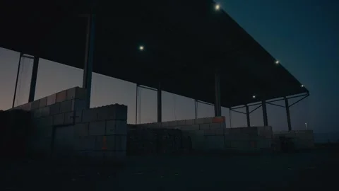 Plastic Sorting Facility at Dusk with Storage Bins and Forklift Activity 库存影片 331166578