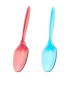 Plastic spoons イラスト素材