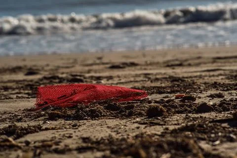 Plastic trash on the beach Foto stock