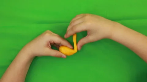 Plasticine giraffe Video stock 65760040