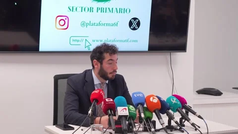Plataforma 6F rueda de prensa sobre protestas de agricultores en Espana 스톡 동영상 264588504