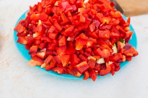 Plate with diced pepper Foto stock