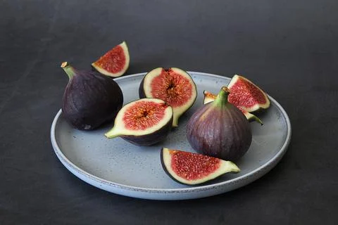 Plate with figs Stock Photos