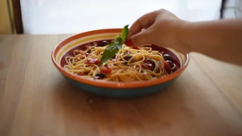 A plate of Spaghetti 動画素材 92799680