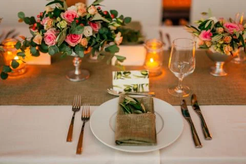 Plate at the wedding table rustic 스톡 사진