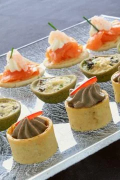 Plated mixed canapes Foto stock