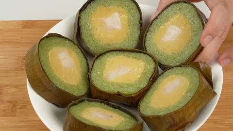 Plating Final Slice Savory Banh Tet Lunar New Year Video stock 329610345
