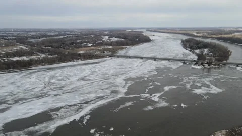 Platte river state recreation Valley NE, 02/26/2021 mp4 Stock Footage 149333881