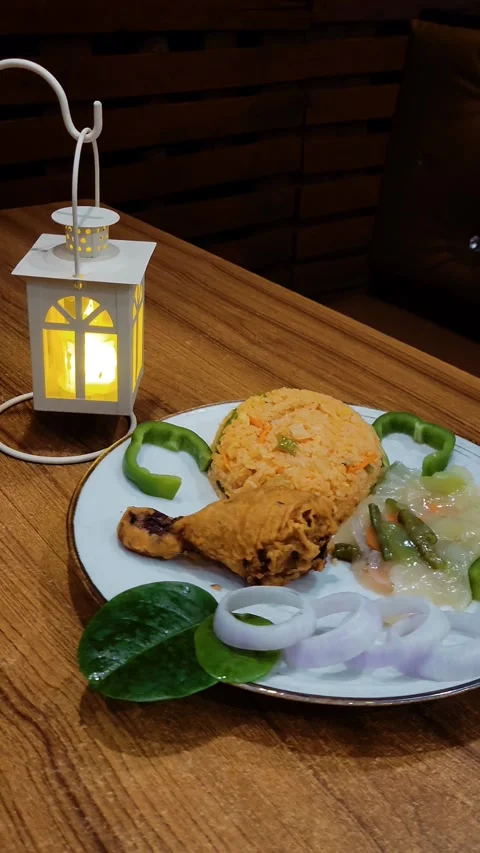 A platter of fried riche, fried chicken &amp; Chinese vegetables Stock Footage 285929918