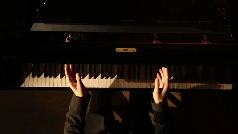 To play piano 10 Video stock 311332504