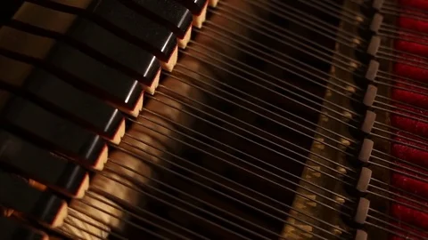 Play the piano Video stock 82446821
