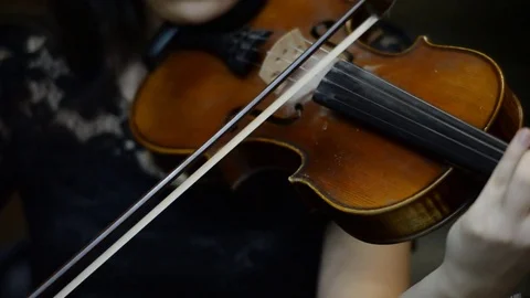 Play the violin close-up Stock Footage 72612671