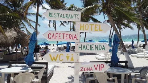 Playa Paraiso in Tulum, Mexico 스톡 동영상 173552409