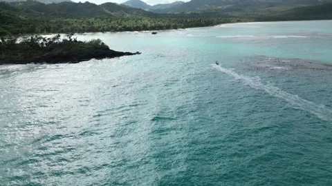 Playa-rincon-drone-4k-excursion-boat-sailing-caribbean-sea-20 스톡 동영상 315786595