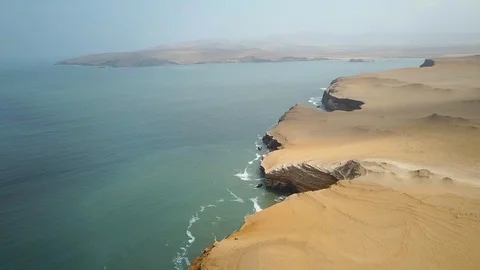 Playa Yumaque pullback Paracas, Peru - South America Stock Footage 119307378