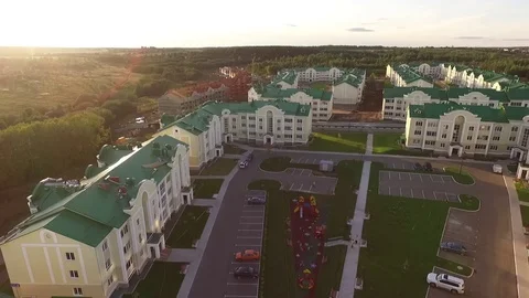 Playground in a residential complex 库存影片 73438017