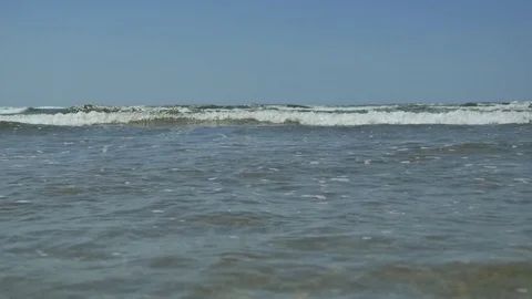 Playing on the beach 動画素材 83629437