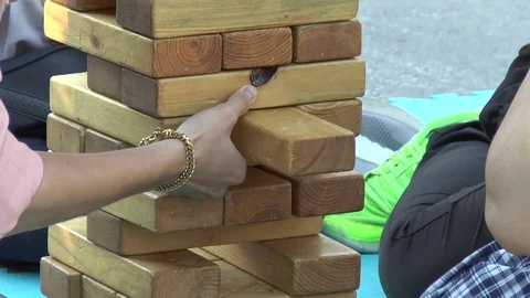 Playing the Block Game 스톡 동영상 99317935