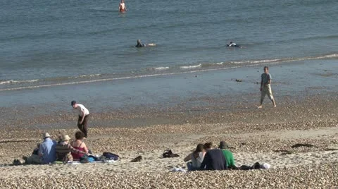 Playing Catch on a Beach Stock-Footage 18010219