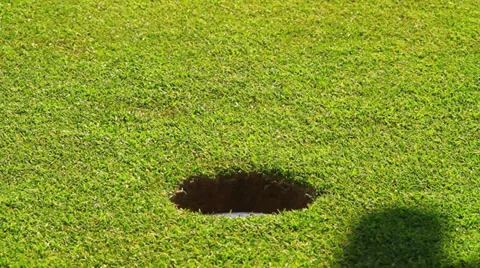 Playing golf Stockbeeldmateriaal 38360654