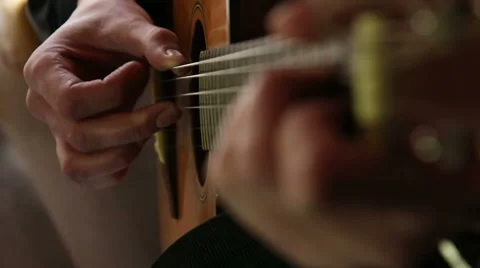 Playing guitar Video stock 32839227