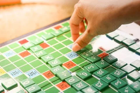 Playing mathematical games for students,A Math Games Фото