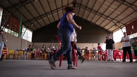 Playing musical chairs Stock Footage 77051334