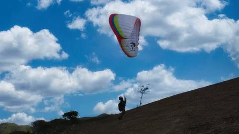 Playing paragliding Stockfoto's