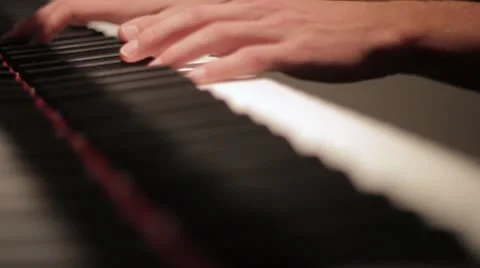 Playing the piano (difficult piece) Vidéo 8908104