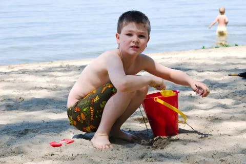 Playing in the sand Stock-Fotos