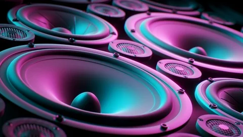 "Playing speaker membranes stacked in endless loop. Lit by colourful retro Vidéo 94591329