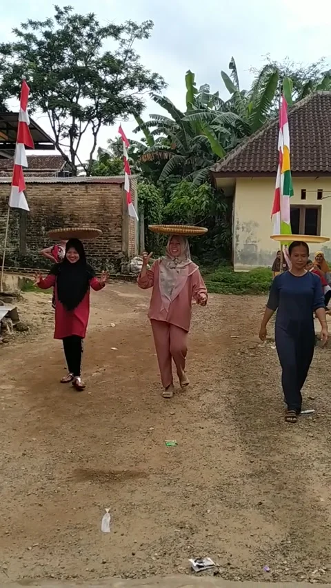 Playing tampah Video stock 205662865