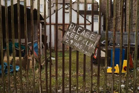 Please keep clear Stock Photos