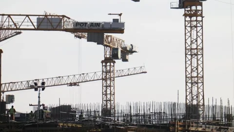 Plenty of cranes working on the mega construction in Saudi Arabia Stock Footage 285325914