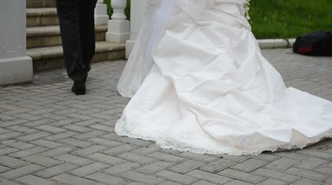 Plume Wedding Dresses 動画素材 36563898