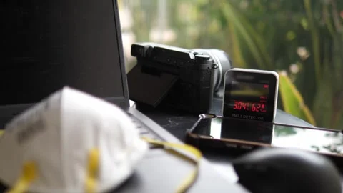 PM2.5 Dust Measuring Device: Danger Alert Notifications Stock Footage 268944528