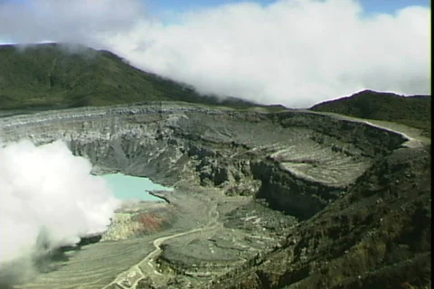 Poas Volcano-ws-pan Video stock 819624
