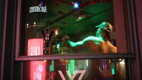 Kaylani Lei porno filmlar onlayn