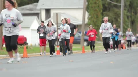 Poeple Running Video stock 12249385