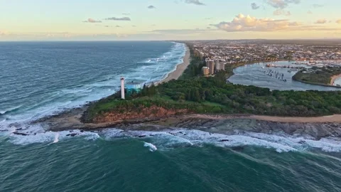 Point Cartwright Lighthouse and Mooloolah River aerial sunrise panorama, Su.. Video stock 333445676