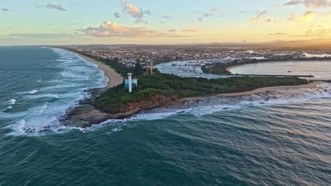 Point Cartwright Lighthouse and Mooloolah River aerial sunrise panorama, Su.. Video stock 333445738