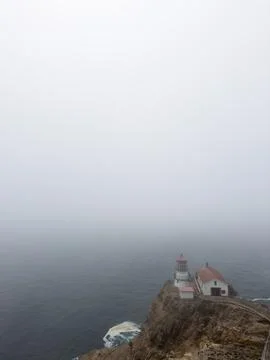 Point Reyes Lighthouse on the Pacific Ocean in the Point Reyes National Park on Stock-Fotos