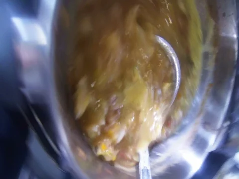 Point of view gopro, mix the vegetable soup in kitchen Vídeos de archivo 76389216