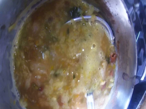 Point of view gopro, mix the vegetable soup in kitchen Video stock 76389292