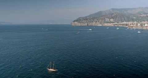 Point of view looking overlooking beautiful sea along the Amalfi Coast in Italy Video stock 118074073