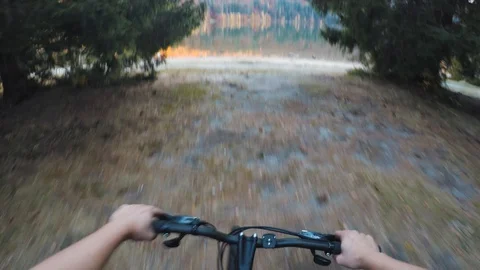 Point of view riding a bicycle Video stock 85534383