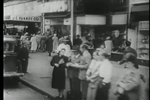 Point of view shot of man running down san francisco street Stock-Footage 25208110
