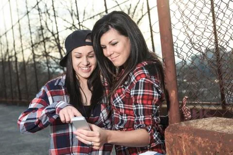 Pointing cellphone Stock-Fotos