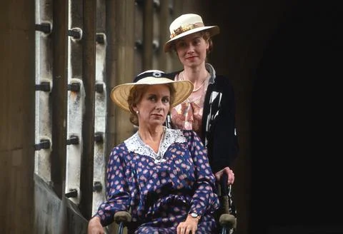 'Poirot - The Case of the Missing Will' TV Programme - 1993 Stock-Fotos